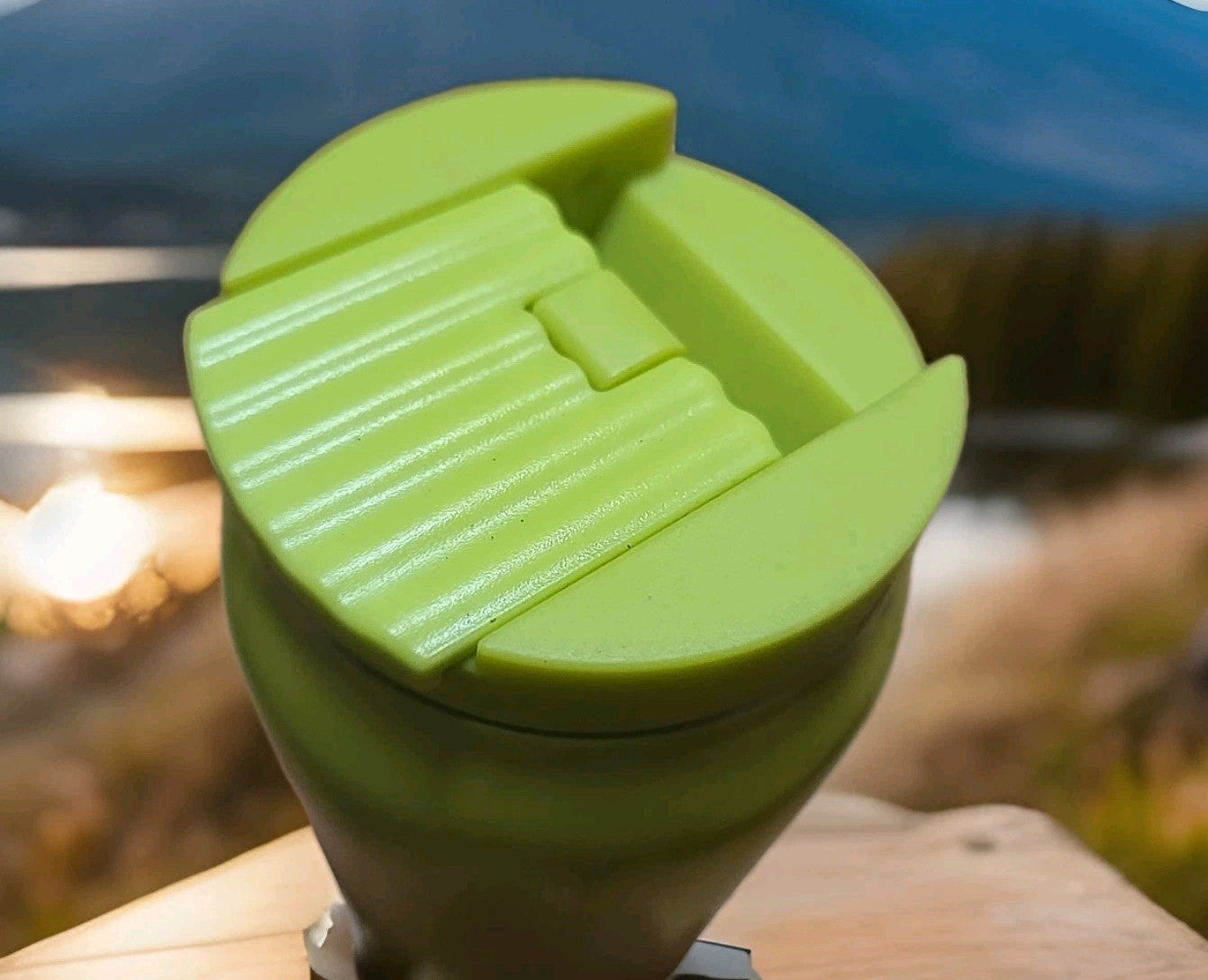 Starbucks Summer 2025 Vibrant Yellow Lime Pleated SS Bottle Tumbler