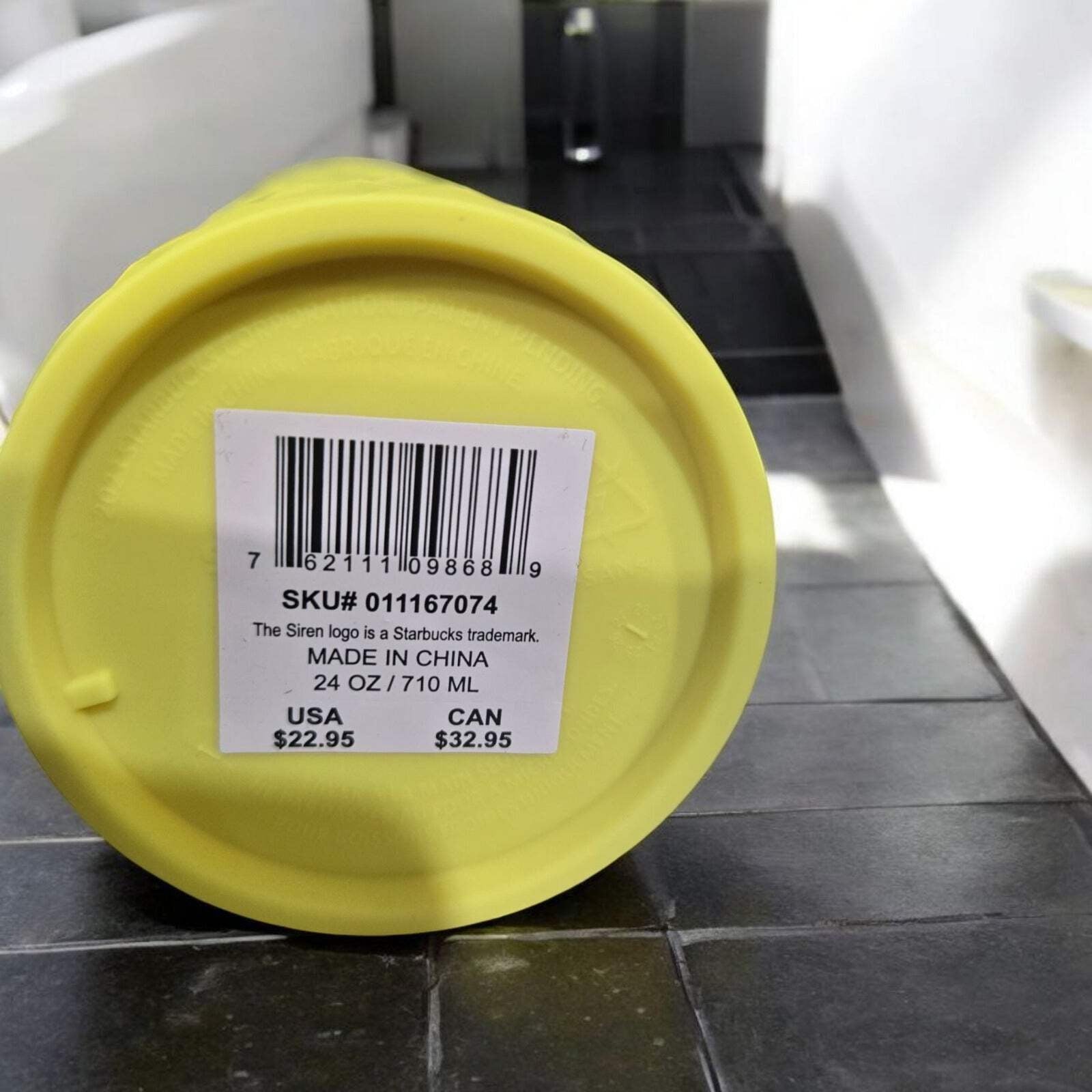 Starbucks 2025 Yellow 24oz Cold Beverage Tumbler with Straw NEW Limited Edition